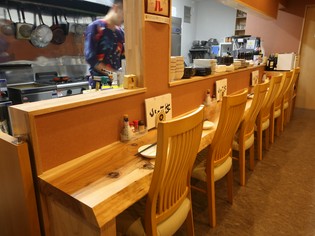 日本海側を中心とした、新鮮な国産サバを使用