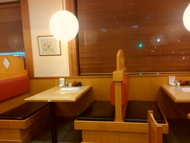 お二人の楽しいひとときをお過ごしください。