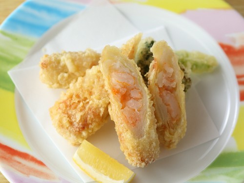 『海老の湯葉巻き』といった一品料理も充実