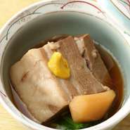 越後のブランド豚で、甘みのある味わいの「越後もち豚」