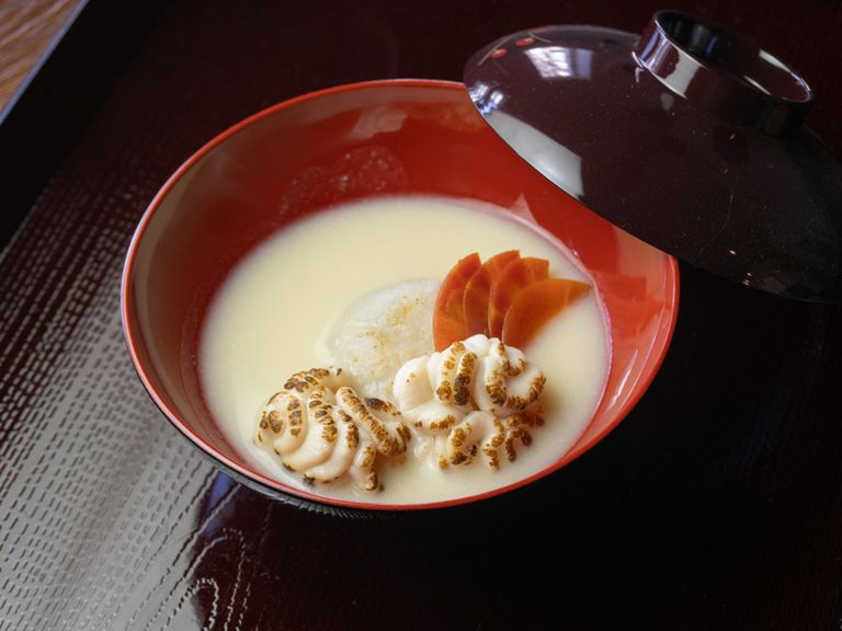 白子餅と金時人参の御椀