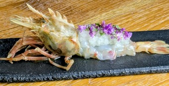 オニエビのお刺身