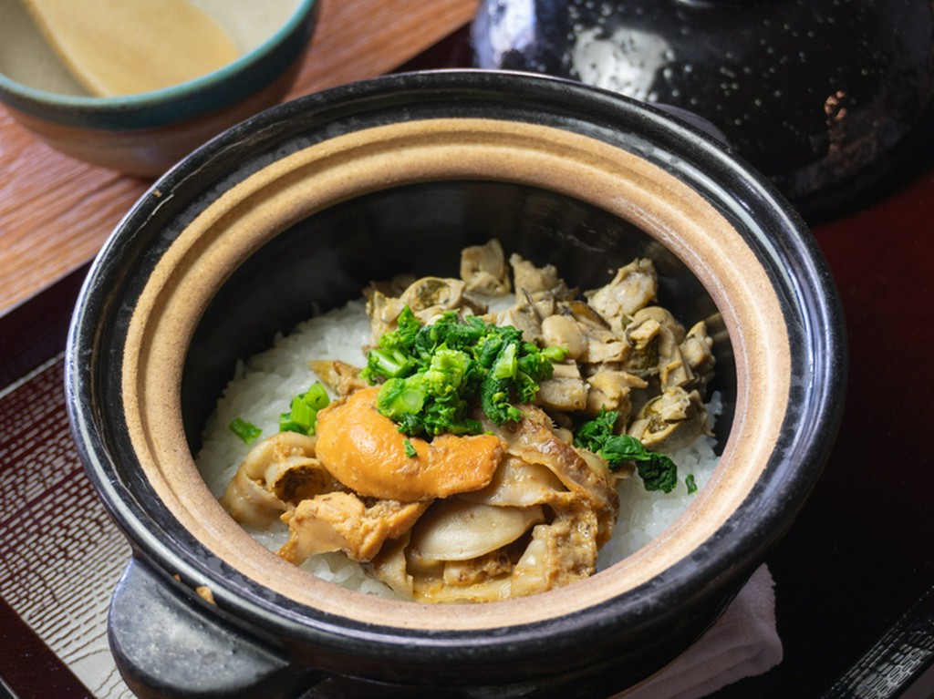 真牡蠣と帆立の炊き込み御飯