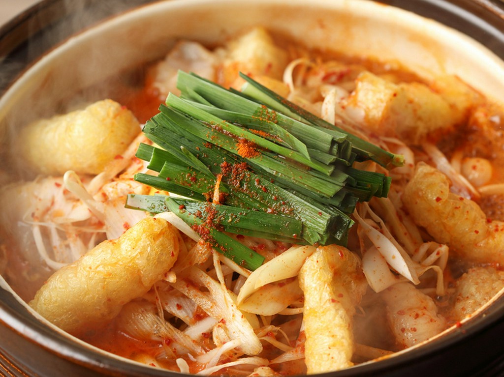 11段階の辛さを選べる【赤から鍋】は〆まで美味しい
