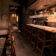 プロジェクターを完備し、貸し切りも可能なお店です。宴会や2次会のご利用などにいかがでしょうか。気心の知れた仲間同士、秋田県産食材と日本酒に舌鼓を打ってみませんか。