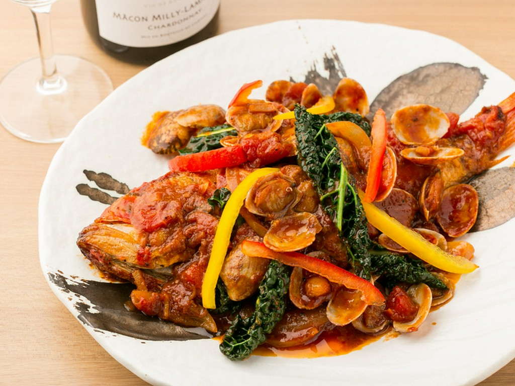 洋風と和風を同時に味わえる魚介料理『和風アクアパッツァ』