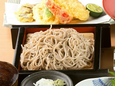 こだわりの田舎蕎麦