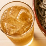 ～姉妹店･蕎麦処いなたやの名物!!～
焙煎した蕎麦の実の香ばしい風味が加わった上質な風味のハイボール。和食にも合わせやすく、ハイボール派の皆さまにイチオシです◎!!