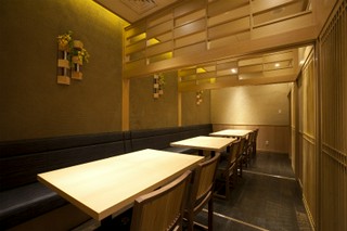 ■ テーブル個室 (2~18名様向)