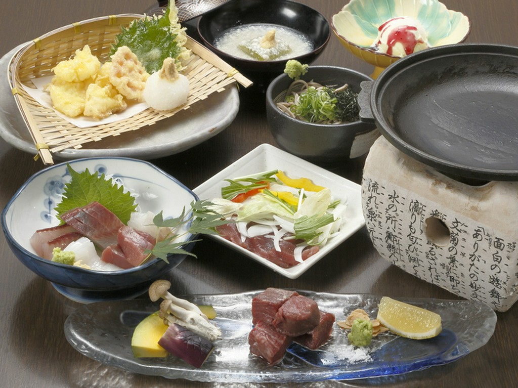 地元の新鮮食材を厳選して使用