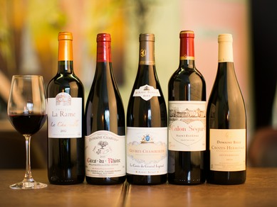 種類豊富なワインが勢ぞろい