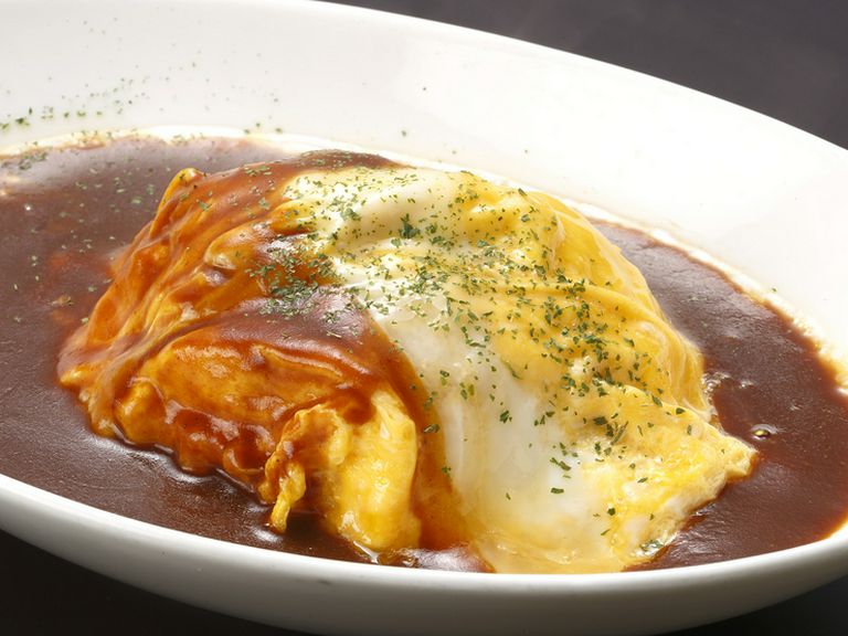 濃厚な味わいが広がる『デミグラスオムライス』