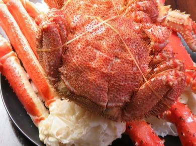 【産地直送の蟹盛り】原価提供！赤字覚悟の大サービス品！　※お通しにつき人数分ご注文いただきます