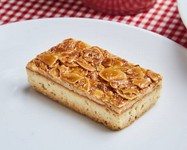 【当店オリジナルスイーツ】焼菓子の王様フロランタンはフランスの高級サブレ越谷産ハチミツで仕上げました