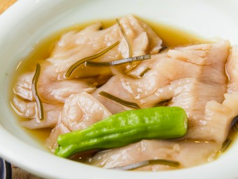 独特の食感が楽しめるミノを昆布醤油に漬けた『昆布醤油　ミノ』