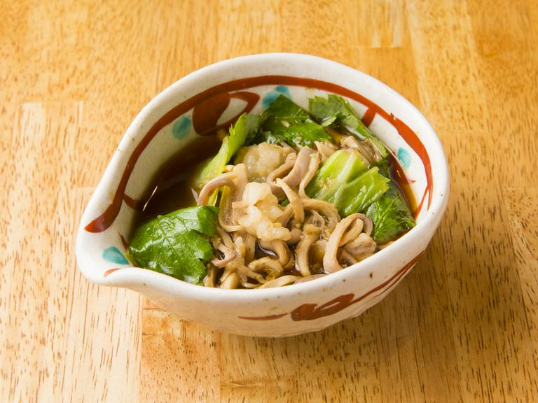 特製だれに合えてある『酢モツ』は、酸味が利いててサッパリ