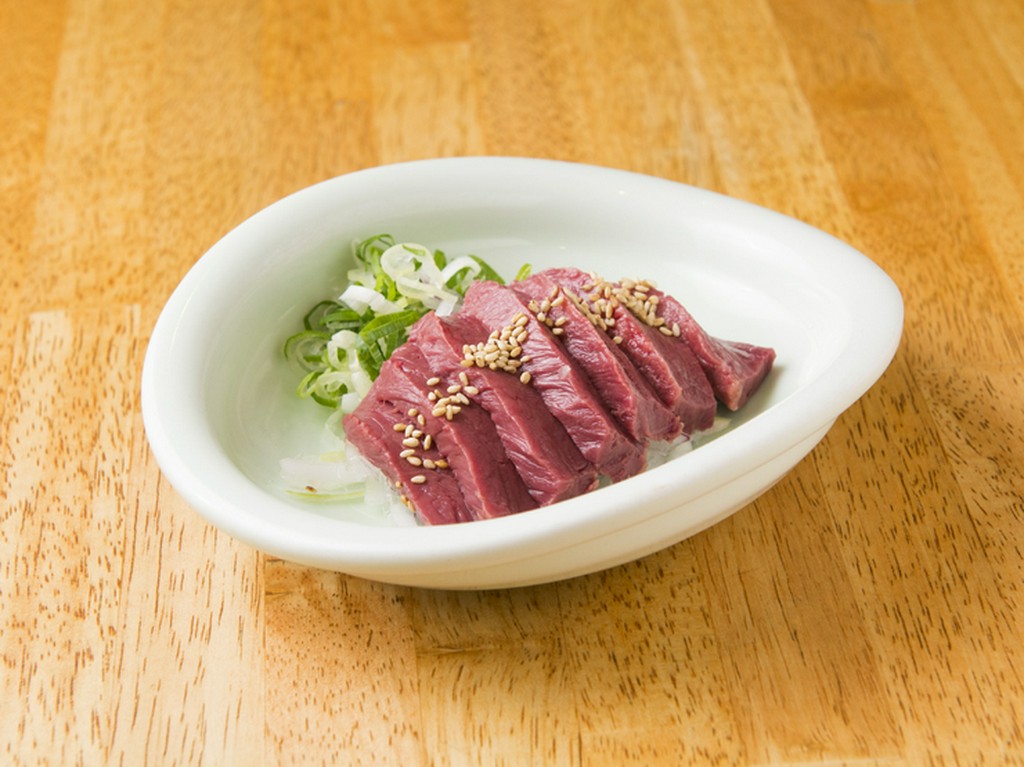 シャキシャキした歯ごたえがたまらない『ハツ刺』				