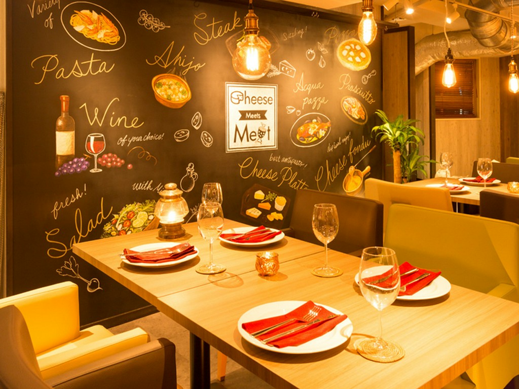 温かみのある居心地の良い空間で女子会を