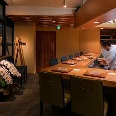 池田山の隠れ家的な日本料理店。四季を映すコースは接待にも人気