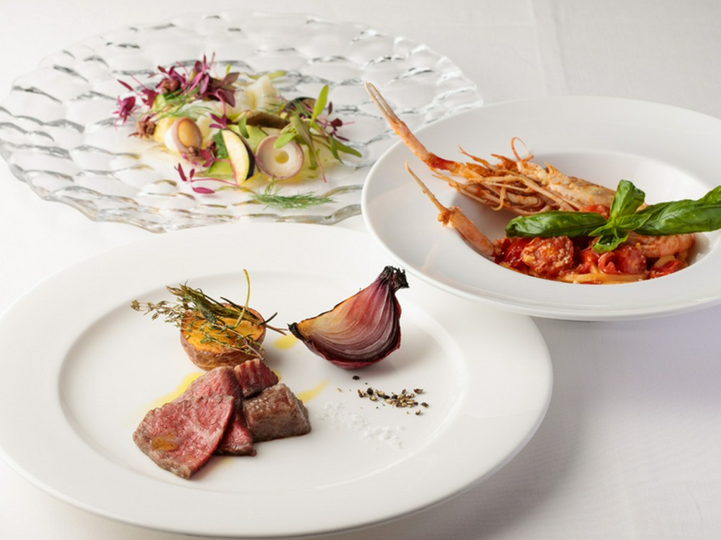 コースはプリフィックススタイルも、シェフのお任せも