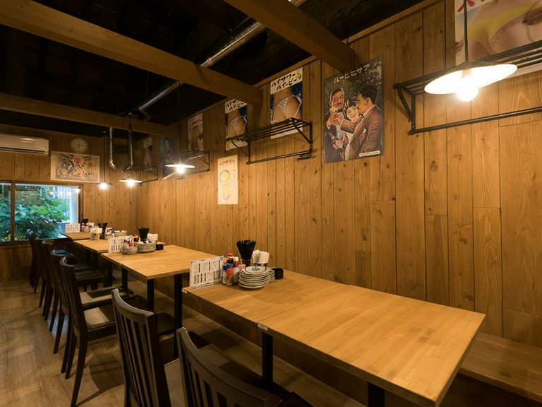 2階は最大24人まで収容可能。各種宴会にも最適