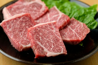 柔らかくてジューシー。上質な脂だからこそしつこさが無い、九州産和牛のみを使用した『上ハラミ』