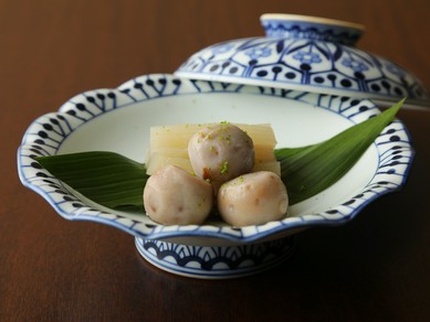 【コース】ふぐ料理（天然物使用のため6月から9月中旬まで休みます）