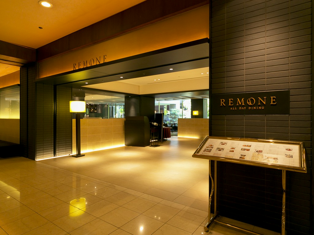 貫禄のある広々としたエントランス