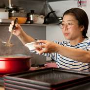 できるだけお待たせしないこと、味もボリュームも満足していただくことを第一に、くつろげるお店作りをしています。初めての方もお気軽にどうぞ！