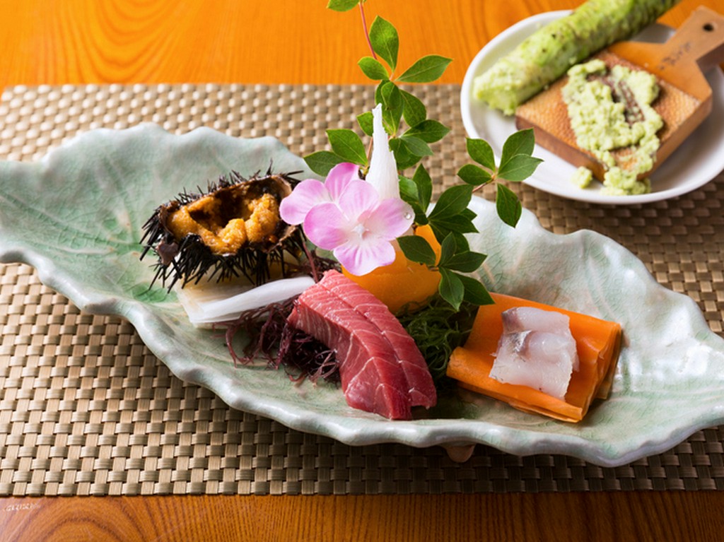 鮮度の良さが見るからにわかる『本日のお造り』