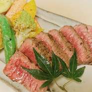 敷島牛のらんぷ　１５０ｇ
敷島牛のいちぼ　１５０ｇ

牛すじ煮込みと自家製パン