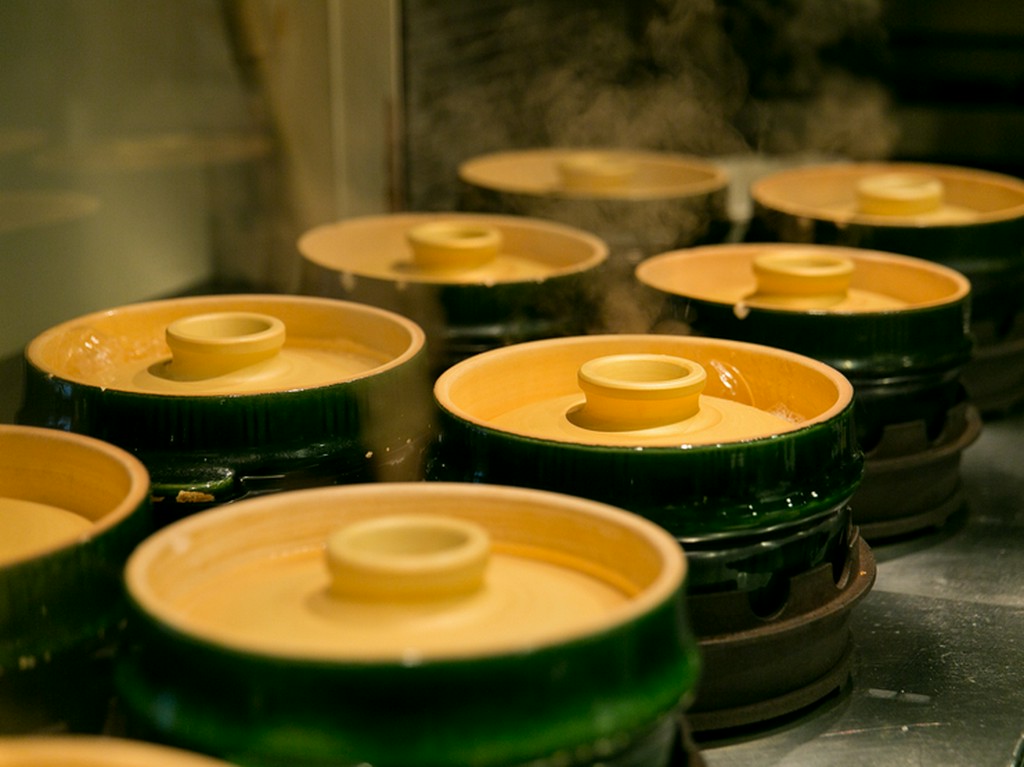 米が踊る、こだわりの竹型土鍋釜「Bamboo!!」