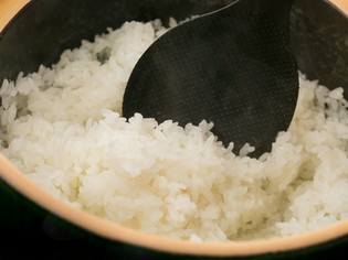 絶妙なバランスでブレンドした「翁霞（おきなかすみ）」