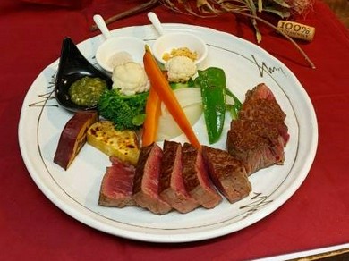 『和牛のステーキ』単品　霜降りをご堪能したい方に