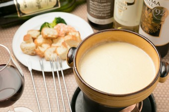 RED BOSS名物！『とろ～りチーズフォンデュ』