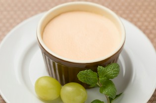 卵やクリームなどの食材を始め、全てにこだわった『BOSSプリン』