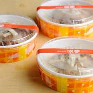 「お店で食べた味を自宅でも」という声に応え、店のHPで、『神戸牛ハンバーググラタン』のネット販売を実施。兵庫県の「五つ星ひょうご」、「よしもと47シュフラン」金賞に輝く味を、日本全国にお届けします。