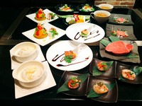 ワンランク上の喜びを。
フォアグラを加えたコースです。
大切な人と素敵な時間を...
