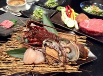 名物｢神戸牛ハンバーググラタン｣に特選黒毛和牛ステーキ、伊勢海老・アワビと盛りだくさんんの9品