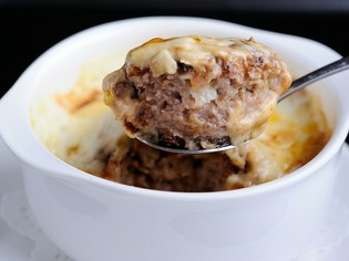 黄金比率の肉×こだわりのソース『神戸牛ハンバーググラタン』