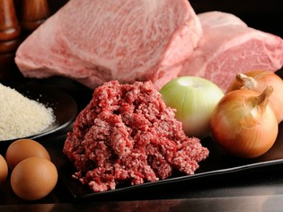 A4等級以上の黒毛和牛、自家栽培の野菜など、全食材にこだわり