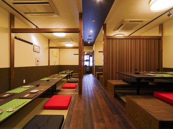 各種ご宴会に。人数に合わせて使える掘りごたつ座敷