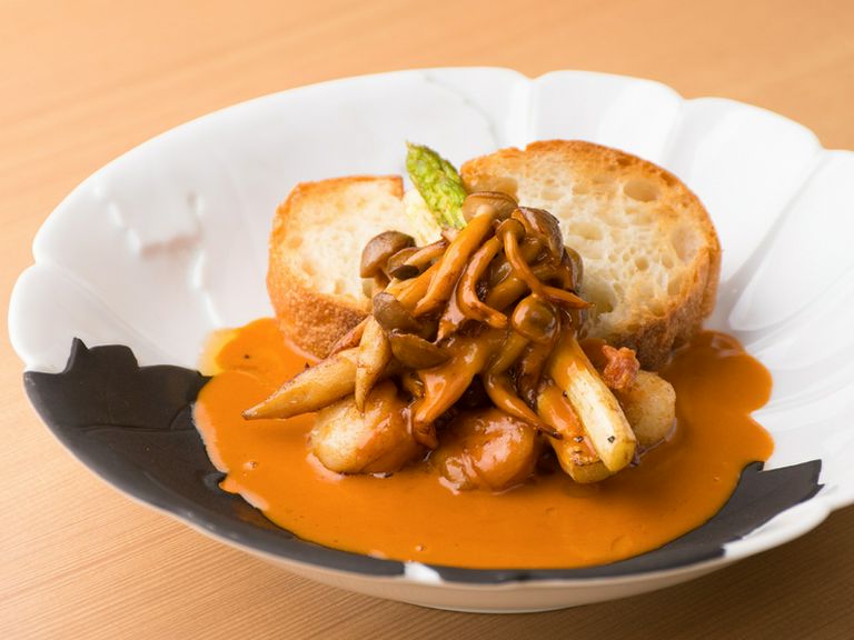 ネタケースから好きな食材を選べる!『海鮮バター焼き』