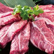 適度なサシと赤身の濃厚な旨味が楽しめる人気の赤身肉。上質なる味わいです。


