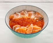 海の親子丼。もはやこの組み合わせは定番になります。