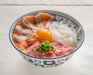 別々に食べても良し、混ぜても良し！美味しい定番丼。