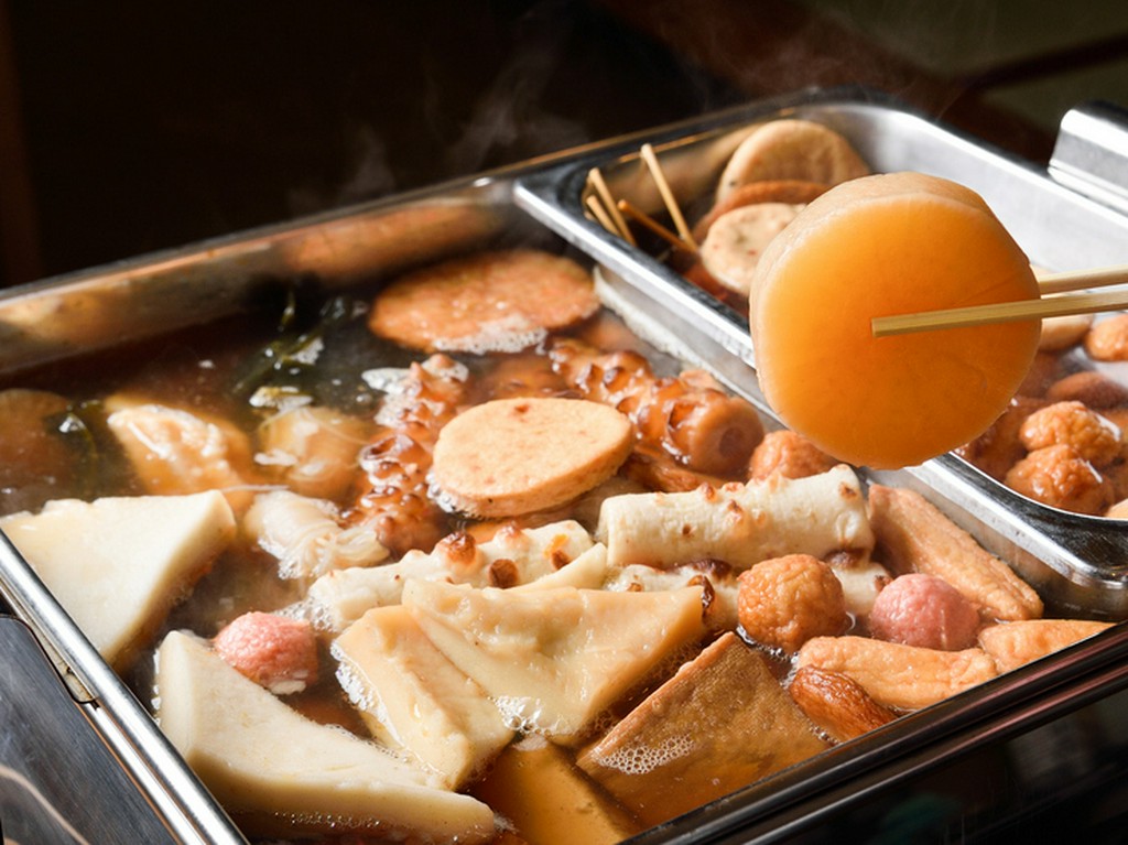 ダシにこだわった本格おでん。味が染みた旨さに箸が止まらない