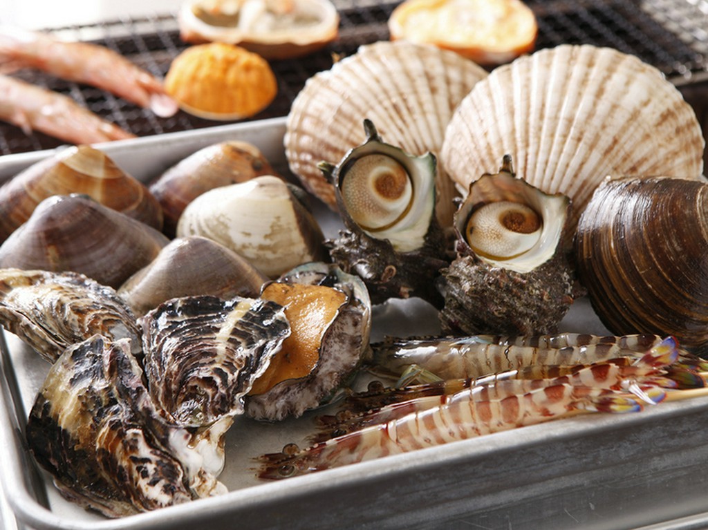 地元千葉県産の新鮮な魚介類に心もおなかも満足