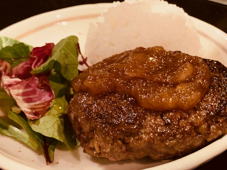 和牛を贅沢に使ったハンバーグ!絶品です♪