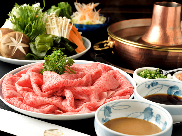 Shabu-shabu daging sapi Hida (pinggang 7.500 yen)
